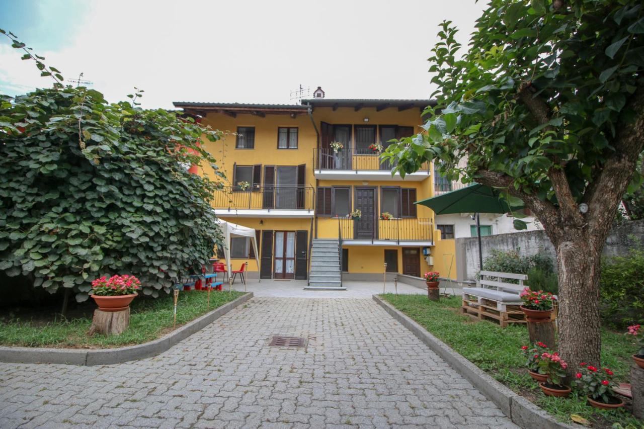 مبيت وإفطار Candia Canavese Spighe Paglia E Girasole المظهر الخارجي الصورة