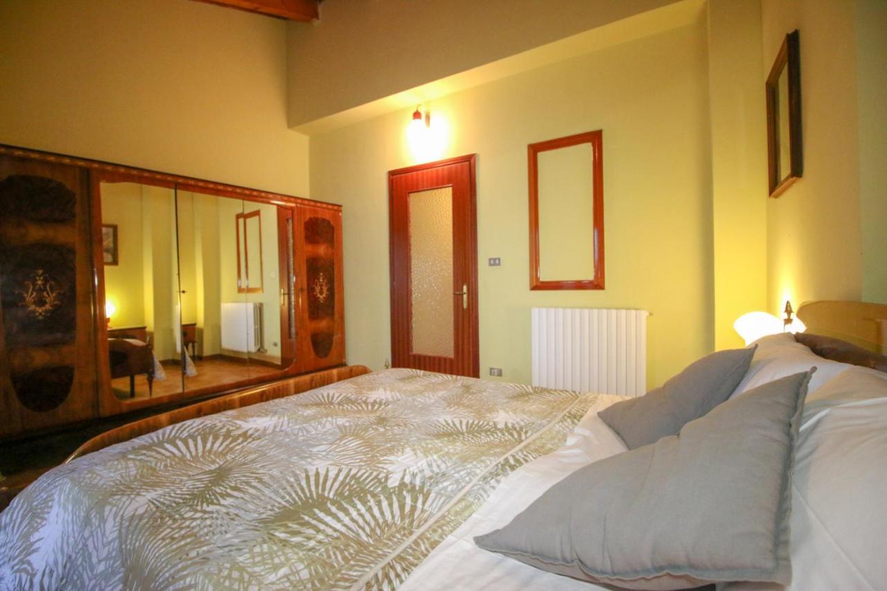 مبيت وإفطار Candia Canavese Spighe Paglia E Girasole المظهر الخارجي الصورة