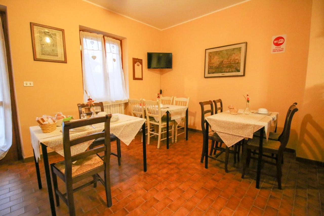 مبيت وإفطار Candia Canavese Spighe Paglia E Girasole المظهر الخارجي الصورة